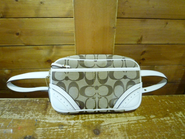 コーチ COACH ウエストポーチ シグネチャー柄 レザー バッグ COACH