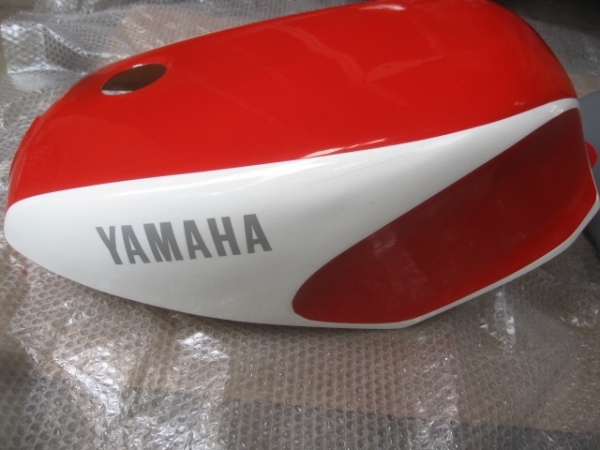 レア物 RZ250 RZ350 SPOT FRP 大森 FRP タンク カバー 当時物(ヤマハ用