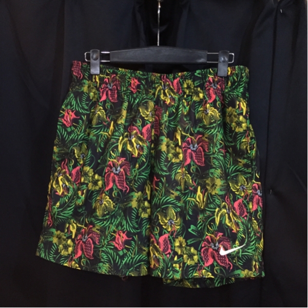 未使用【NIKE】花柄 ハーフパンツ ショーツ★総柄 JORDAN
