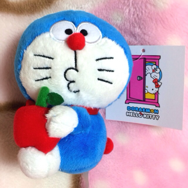 新品 ドラえもん キティ コラボ ぬいぐるみ マスコット ホルダー_1