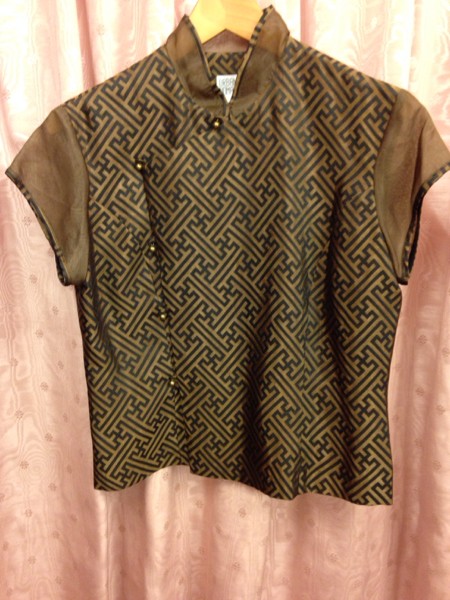 URBUN NOMAD定価25，200円チャイナ風シルクブラウス