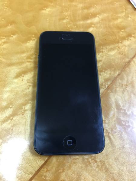 iPhone5 本体 32GB Softbank 　ソフトバンク 激安_1