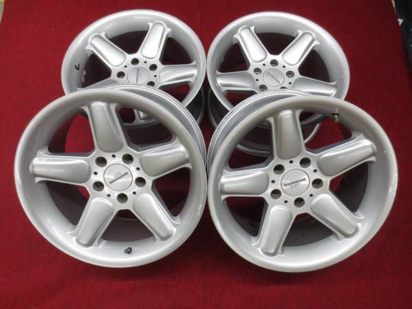 AC SCHNITZERレプリカ　17ｘ8.5Ｊ　5Ｈ-120　+13　　　４本