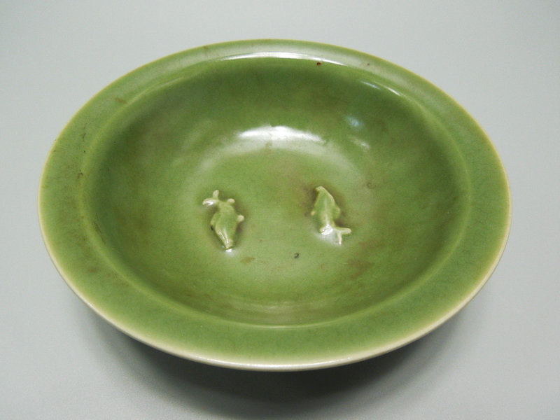 多寶屋】t301◇宋時代 龍泉窯 青磁 蓮卉紋双魚皿 極品 【公式通販】