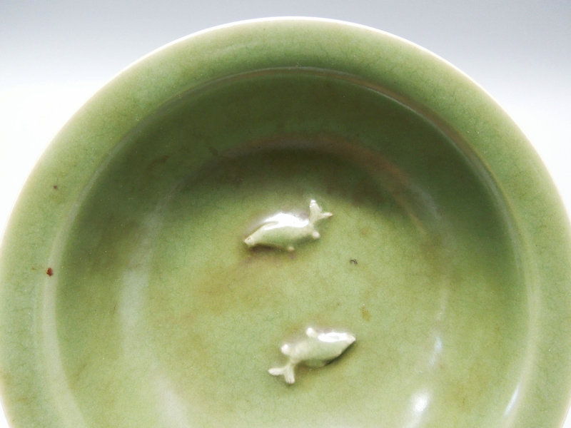 多寶屋】t301◇宋時代 龍泉窯 青磁 蓮卉紋双魚皿 極品 【公式通販】