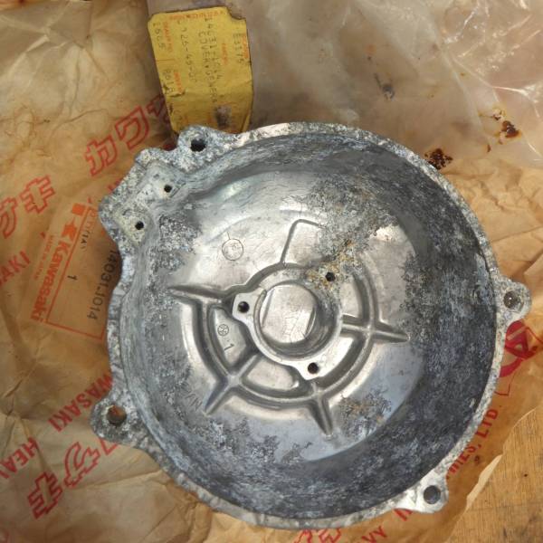 カワサキ純正　当時もの　Z400FX他　ジェネレーターカバー