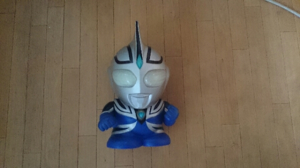 貯金箱『ウルトラマン ティガ ジャンク』