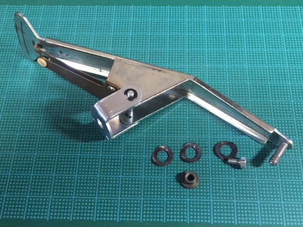 DUAL1009 メイン・レバー