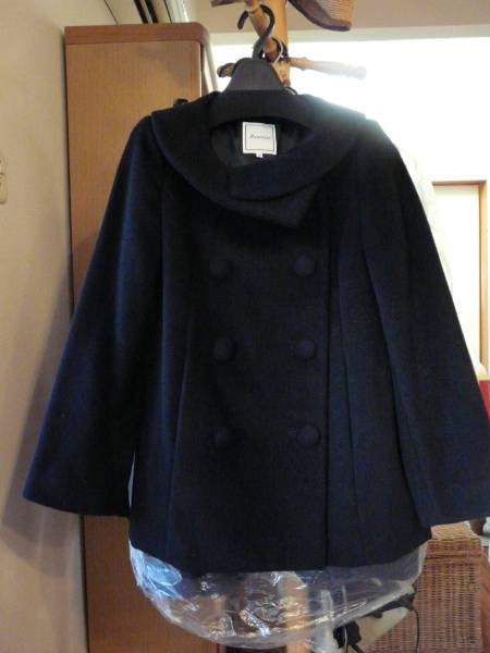 ■　アナトリエ　ブラックコート　■