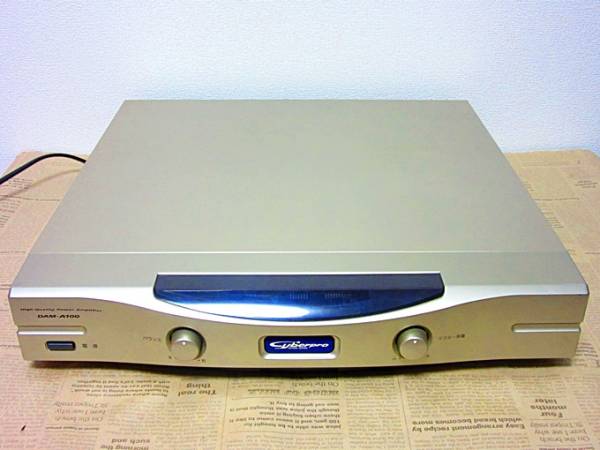 第一興商 DAM-A100 パワーアンプ 本体 音動作良/ 第一興商 DAM-A100 カラオケ用 パワーアンプ 訳有 中古送料