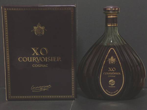未開封 コニャック XO クルボアジェ COURVOISIER 箱入り
