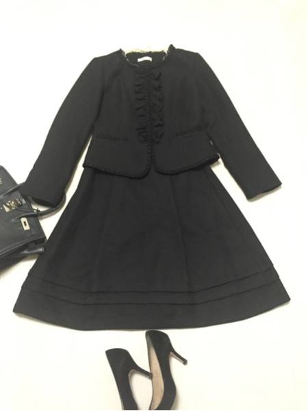 美品13号フォーマルスーツ Leeprest 定形外600 Lサイズ