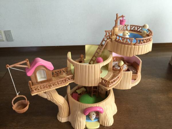 シルバニアファミリーセット★赤ちゃん広場の大きな樹のお家_2