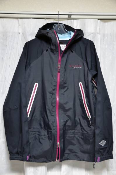 コロンビアTITANIUMオムニテックマウンテンパーカーM