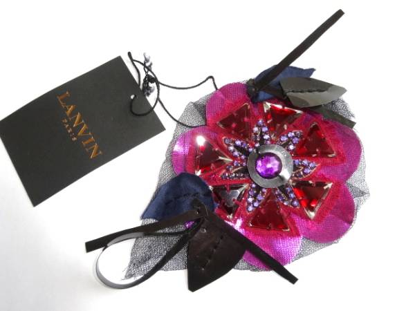 日本未入荷 ランバンLANVIN ビジューブローチ チュール 花ピンク