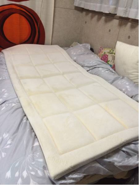 【美品】TEMPUR トッパー3.5 シングル　マットレスパッド TEMPUR テンピュール マットレス トッパー3.5 シングルSS 住まい