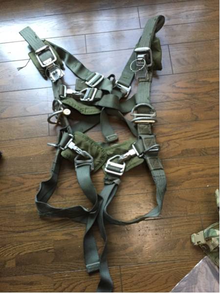 パラシュートハーネス 米軍実物 米軍放出品 IRVIN AEROSPACE 2004年製