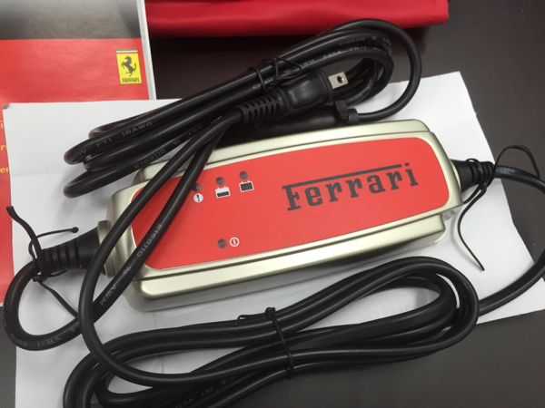 フェラーリ 純正バッテリーチャージャー CTEK バッテリー充電器 【公式