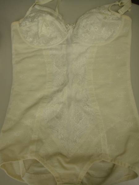 ★美品★マミエール補正下着 ボディスーツ C100 ホワイト★№23
