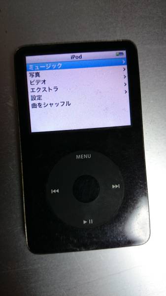 中古品】iPod classic 30GB モデル MA146J 動作確認済み