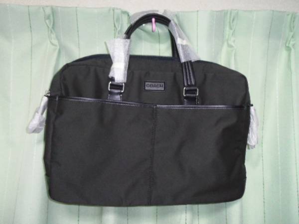 ＣＯＡＣＨＩ　新品タグ付き　定価60900円ブリーフケース