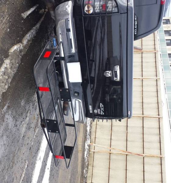 ロフトジャパン製　ヒッチキャリア　中古