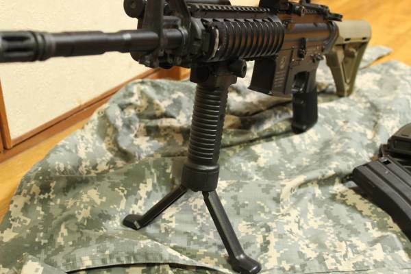 東京マルイ M4A1 RIS メタルフレーム_2