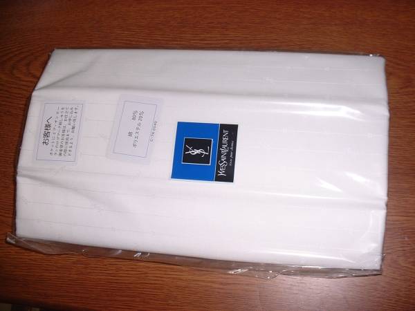 イヴサンローラン ワイシャツ 生地 大丸 仕立て券期限切れです。