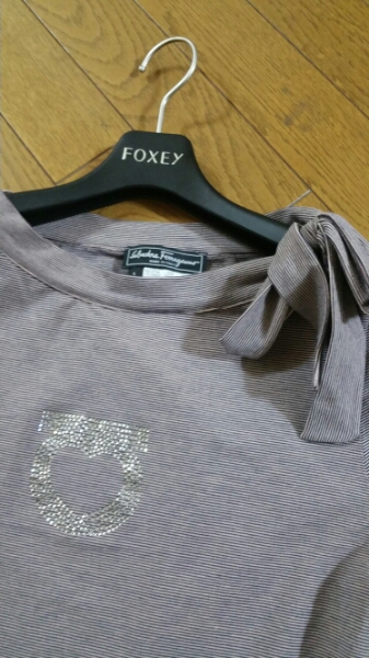 美品☆直営店購入フェラガモラインストーンL