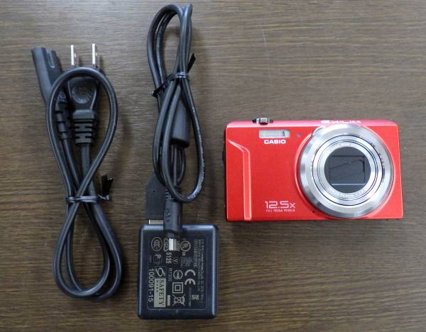 CASIO EXLIM EX-ZS100 デジタルカメラ CASIO EXILIM EX-ZS100 デジカメ
