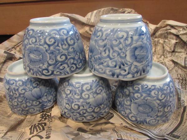 古伊万里染付　花唐草　そば猪口　蕎麦猪口　蔵出うぶ　完品