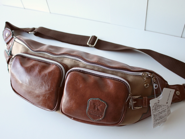新品タケオキクチTHE SHOP TK Fレザー＆キャンバス ボディバッグ