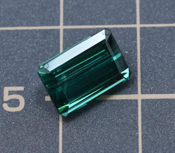 ルース 天然 トルマリン 4.11ct 鑑別書