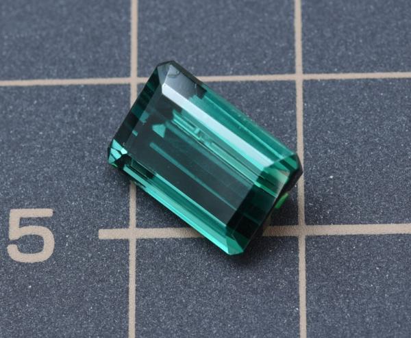 ルース 天然 トルマリン 4.11ct 鑑別書