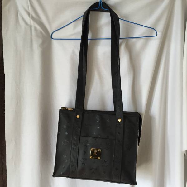 ④MCM　ショルダーバック　中古