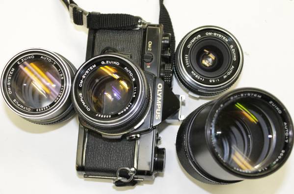 オリンパスOM2 50mm，28mmとか オリンパス OLYMPUS OM-2 + AUTO-W 1