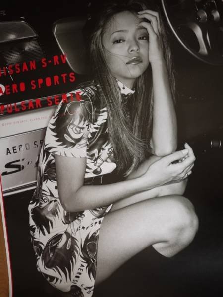 希少】 安室奈美恵 「NISSAN S-RV」 B全 ポスター （B） 女性タレント