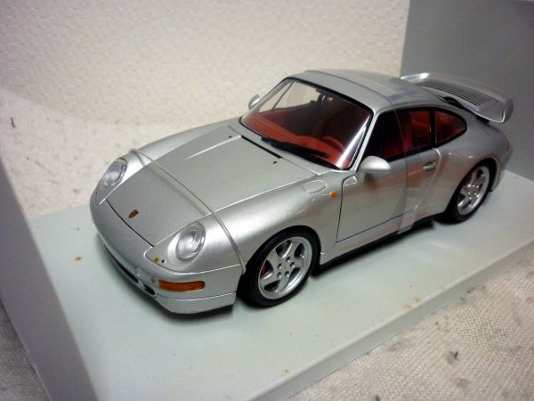 UT ポルシェ 911 ターボ 1/18 ミニカー シルバー ミニカー 箱違い○1