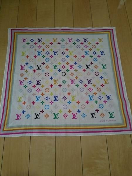 ヴィトン LOUIS VUITTN マルチカラー スカーフ ハンカチ 美品