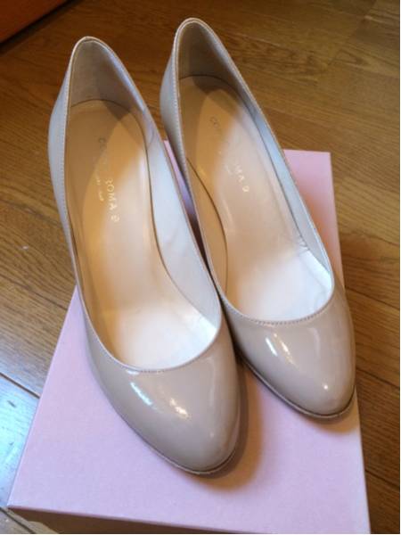 ☆UnitedArrows購入☆エナメルベージュパンプス☆１回のみ使用