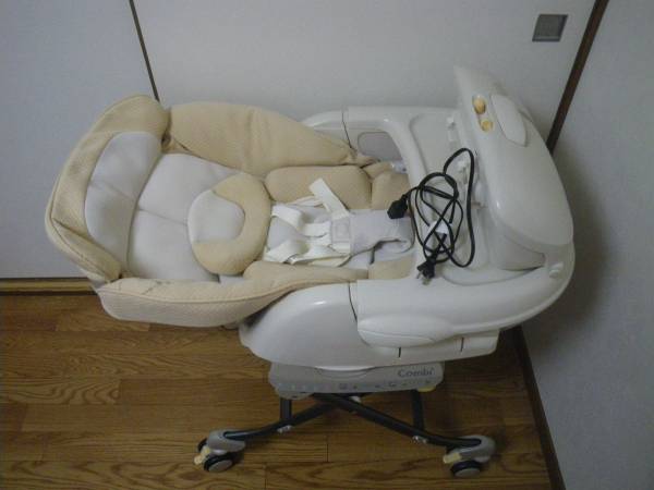 コンビ ロアンジュ RU-700 ハイローチェア 電動 京都手渡し可 【公式通販】
