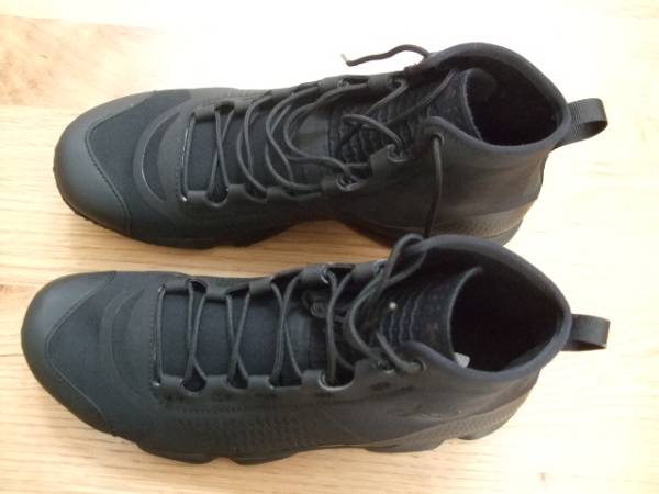 黒　２８センチ　未着用