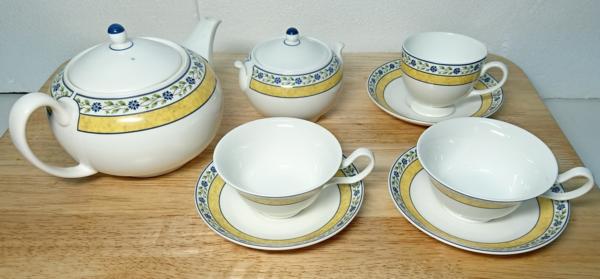 お買得☆WEDGWOOD/ウェッジウッド☆ミストラル　ポット＆カップ