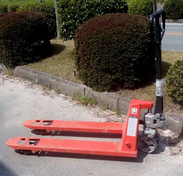 ハンドフォークリフト１・５トン取扱説明書あり②