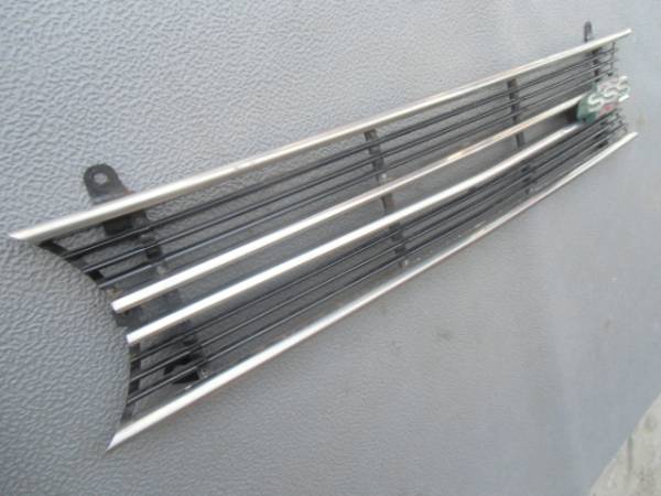 ブルーバード510 SSS 純正 フロントグリルAssy SSSマーク付 510 ブルー
