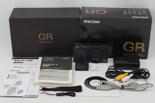 ◇新品同様◇RICOH リコー GR DIGITAL II 付属品完備 元箱◇6813