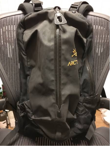 人気SALE，得価アークテリクス アロー22 カナダ製(アークテリクス)｜売買されたオークション情報、yahooの商品情報をアーカイブ公開 - オークファン アークテリクス