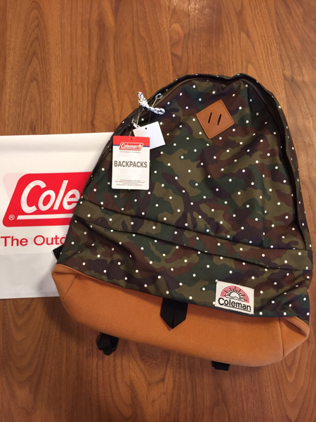 コールマン リュック Cライトパック カモドット 定価7560円 新品