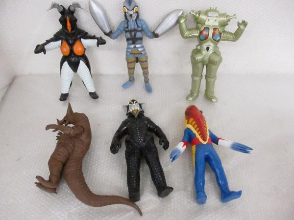 処分 バンプレスト バルタン星人，ゼットン，キングジョー [梱0.5]