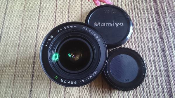 MAMIYA-SEKOR C 1:3.5 f=35mm 645用 写真に写っているもが全てです